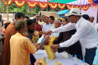 জিয়াউর রহমানের মৃত্যুবার্ষিকী উপলক্ষে সোনারগাঁয়ে ঈদ উপহার বিতরণ
