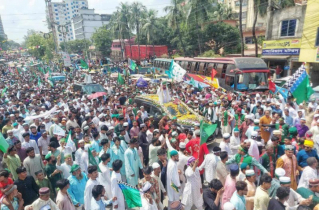 নারায়ণগঞ্জে জশনে জুলুসে মানুষের ঢল