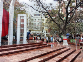 নারায়ণগঞ্জ কেন্দ্রীয় শহীদ মিনারের আদি ইতিহাস নারায়ণগঞ্জ কেন্দ্রীয় শহীদ মিনারের আদি ইতিহাস