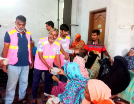 টিম খোরশেদের মেহমানদারী চলছে
