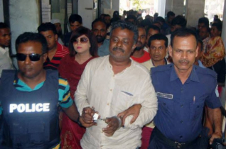 শপথ নিয়েও আন্দোলনে মিছিল করে গ্রেপ্তার হয়েছিলেন খোরশেদ