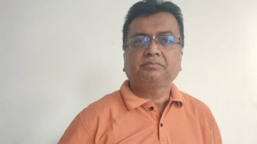 ভারতে পালানোর চেষ্টাকালে শামীম ওসমানের সহযোগী আজিজ গ্রেফতার ভারতে পালানোর চেষ্টাকালে শামীম ওসমানের সহযোগী আজিজ গ্রেফতার