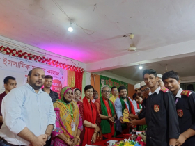 গিয়াসউদ্দিন ইসলামিক মডেল কলেজে বিজ্ঞান ও প্রযুক্তি মেলা অনুষ্ঠিত