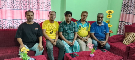 সেন্টুর শয্যাপাশে বন্দর পেশাদার সাংবাদিক ফোরামের নেতৃবৃন্দ 