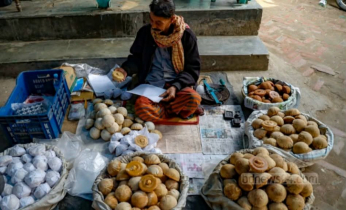 জমে উঠেছে ভেজাল গুড়ের ব্যবসা
