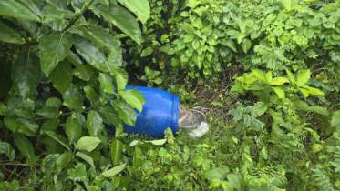 ফতুল্লায় ড্রামের ভেতর অর্ধগলিত লাশ উদ্ধার