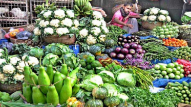নারায়ণগঞ্জে সরবরাহ বাড়লেও সবজির বাজার চড়া