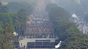 লোকে লোকারণ্য মানিক মিয়া অ্যাভিনিউ