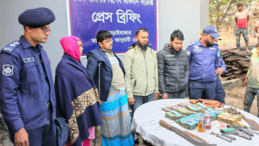 আড়াইহাজারে অস্ত্র, মাদকসহ গ্রেপ্তার ৪