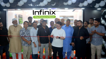 হক প্লাজায় ইনফিনিক্স মোবাইলের শো-রুম উদ্বোধন