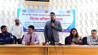 নিজেকে বদলাতে হবে, নিয়ম-শৃঙ্খলায় থাকতে হবে: ডিসি