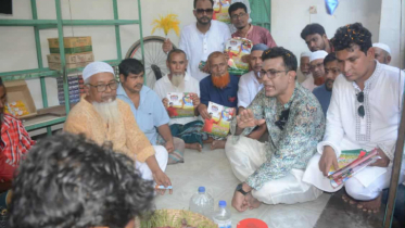 গণসংযোগে ভোটারদের সাথে চা খেলেন রাজীব