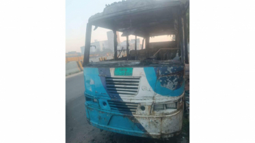নারায়ণগঞ্জে বাসে অগ্নিসংযোগ