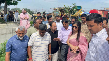ফতুল্লায় প্রতিমা বিসর্জন ঘাট ও পুজা মন্ডপ পরিদর্শনে সদর ইউএনও