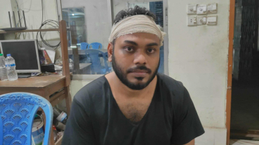 সোনারগাঁয়ে যুবককে কুপিয়ে নগদ টাকা ছিনতাইয়ের অভিযোগ  