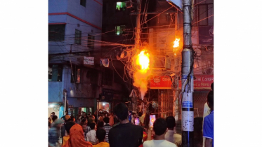 কালিবাজারে ট্রান্সফরমারে আগুন