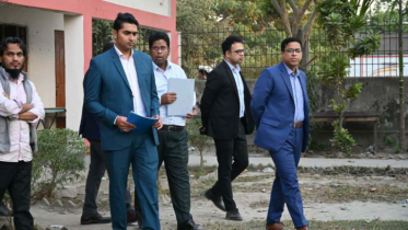 আড়াইহাজারের নির্বাচনী কেন্দ্র পরিদর্শন ডিসির, প্রস্তুতিতে সন্তোষ