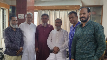 স্বপরিবারে ওমরাহে এমপি আবুল কালাম