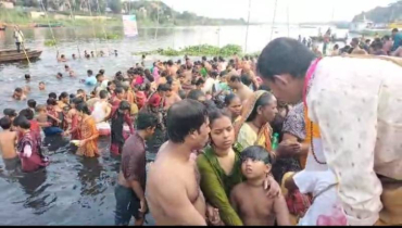 লাঙ্গলবন্দে চলছে অষ্টমী স্নান উৎসব