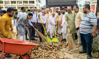 পরিষ্কার-পরিচ্ছন্নতাই হোক দেশপ্রেমের অঙ্গীকার: মান্নান