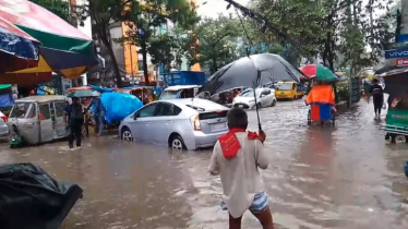 সংস্কারে ধীরগতি, বৃষ্টির জলাবদ্ধতায় বিপাকে নগরবাসী