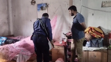 সোনারগাঁয়ে গৃহবধূকে কুপিয়ে হত্যা, স্বামী আটক