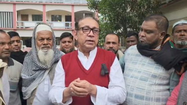 মায়ের স্মৃতিচারণ করতে গিয়ে কাঁদলেন এটিএম কামাল