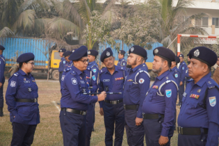 নারায়ণগঞ্জে ৪৫১ কেন্দ্রে পুলিশের বডি ক্যামেরা ব্যবহার হবে