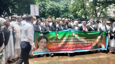 তারেক-জোবায়দার রায়: মুখোমুখি অবস্থানে আওয়ামী-বিএনপিপন্থি আইনজীবীরা