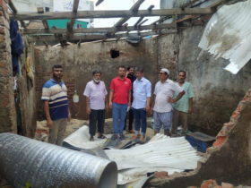 মাংসপট্টিতে পোকা ও পশু জবাই করা রক্তে এলাকায় নোংরা দুর্গন্ধ, সরালো পঞ্চায়েত