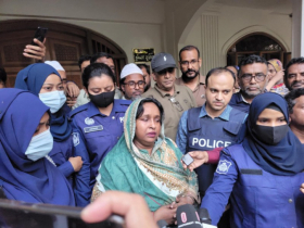 ৫ মামলায় গ্রেপ্তার আইভী, নেয়া হলো থানায়