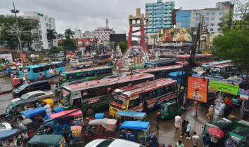 বাড়ছে ফিটনেসবিহীন বাস, তদারকির দাবি যাত্রীদের