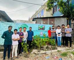 পরিবেশ দিবসে শত গৃহে বৃক্ষ রোপণ 