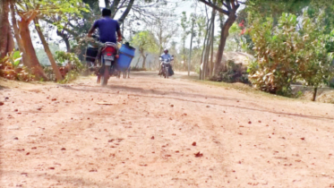 বন্দরে হাই সাহেবের মোড়-টু-সাবদী রাস্তাটির বেহাল দশা জনভোগান্তি চরমে