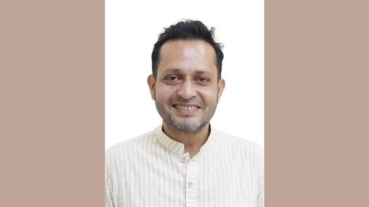 অদম্য তরুণের এগিয়ে চলা