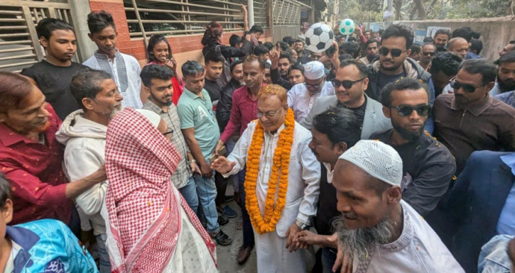 মার্কা নয় মানুষ দেখে ভোট দিন: গিয়াসউদ্দিন