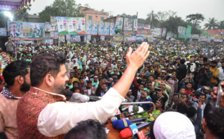 খালেদা জিয়াকে কাতারের প্লেন এসে নিয়ে গেছে, হাসিনা চোরের মতো পালিয়েছে: দিপু ভূঁইয়া খালেদা জিয়াকে কাতারের প্লেন এসে নিয়ে গেছে, হাসিনা চোরের মতো পালিয়েছে: দিপু ভূঁইয়া
