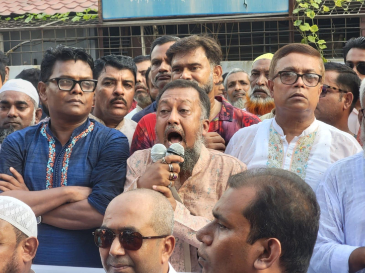 ছাত্র হত্যাকারীদের ধরতে টিপুর আল্টিমেটাম ছাত্র হত্যাকারীদের ধরতে টিপুর আল্টিমেটাম