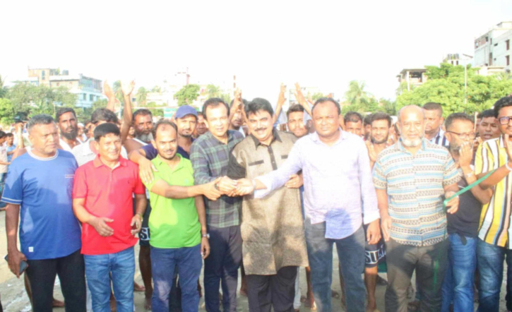 ফতুল্লা প্রেসক্লাবের উদ্যোগে হাডুডু খেলার আয়োজন ফতুল্লা প্রেসক্লাবের উদ্যোগে হাডুডু খেলার আয়োজন