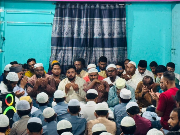 খালেদা জিয়ার জন্মদিনে মামুনের দোয়া মাহফিল 