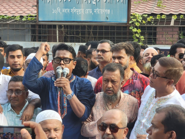 তারেক রহমানের মামলা প্রত্যাহার না করলে কঠোর আন্দোলনের ডাক রেজা রিপনের তারেক রহমানের মামলা প্রত্যাহার না করলে কঠোর আন্দোলনের ডাক রেজা রিপনের