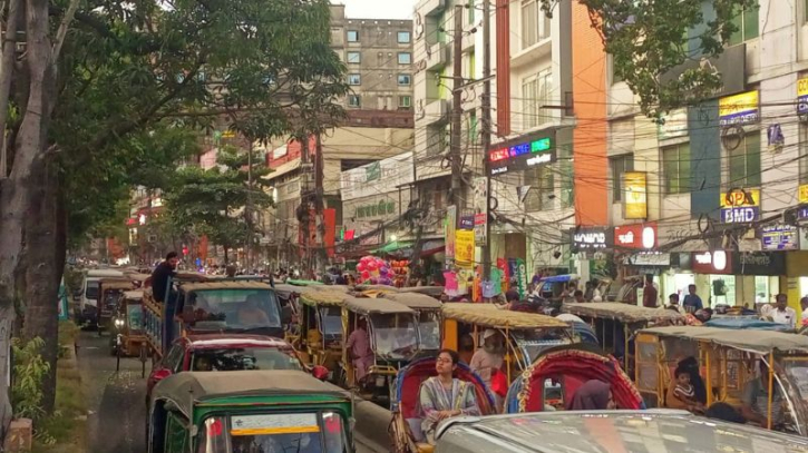 রমজানে যানজট বিশাল চ্যালেঞ্জ