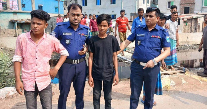 নারায়ণগঞ্জে কিশোর ইয়াসিনকে হত্যা: গ্রেফতার ২ নারায়ণগঞ্জে কিশোর ইয়াসিনকে হত্যা: গ্রেফতার ২