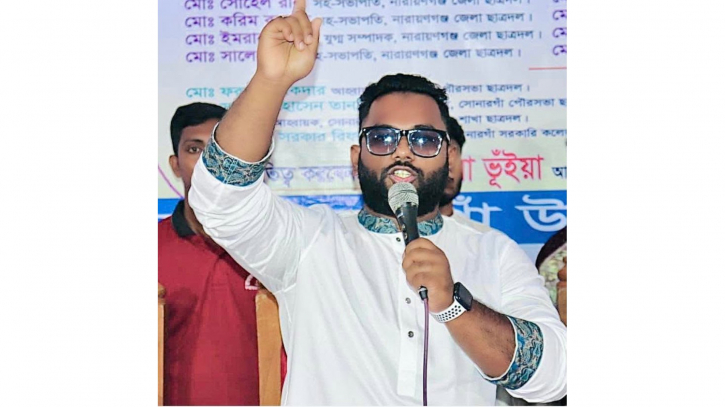 গ্রেপ্তারের তথ্য গুজব, আমি তো বাড়িতেই : সজীব