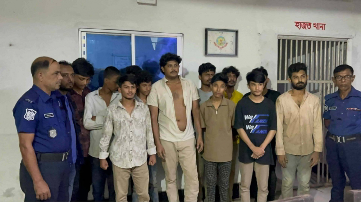 সোনারগাঁয়ে মিছিলের প্রস্তুতিকালে ছাত্রলীগের ১২কর্মী গ্রেপ্তার