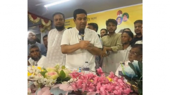 সকলে মিলে আড়াইহাজার গড়ে তুলবো: আজাদ