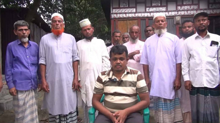 দীর্ঘদিনের জমিসংক্রান্ত বিরোধ মিটিয়ে দিয়ে হামলার স্বীকার মিমাংসাকারী 