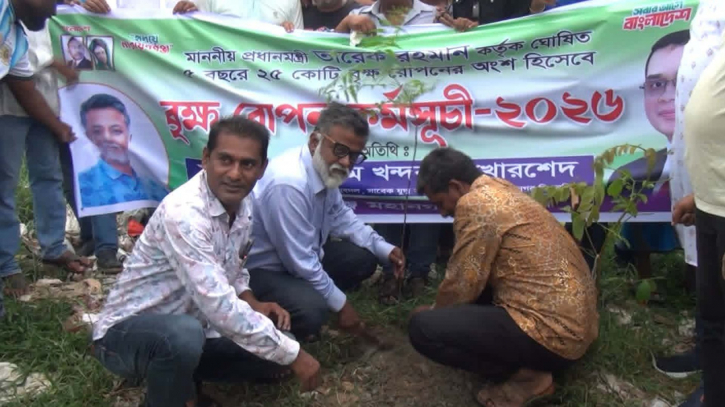 খোরশেদের দুই মাসব্যাপী বৃক্ষ রোপন কর্মসূচি শুরু