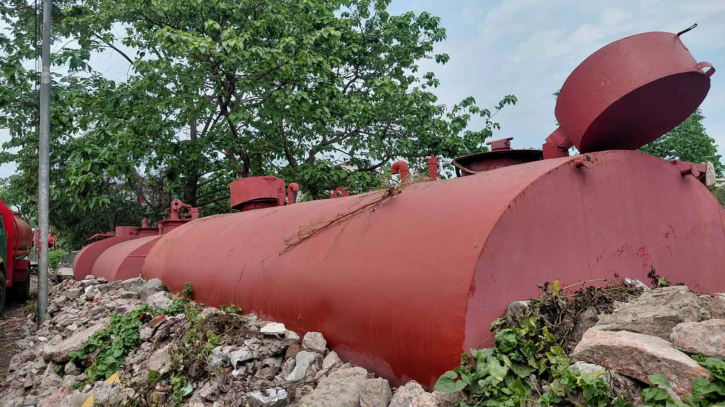 সিদ্ধিরগঞ্জে অবৈধ তেল মজুদ: ২০ হাজার টাকা জরিমানা