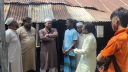 নারায়ণগঞ্জে অগ্নিকাণ্ডে ক্ষতিগ্রস্ত পরিবারের পাশে জব্বার